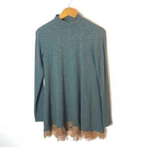 Lori Goldstein LOGO lace hem tunic XXS